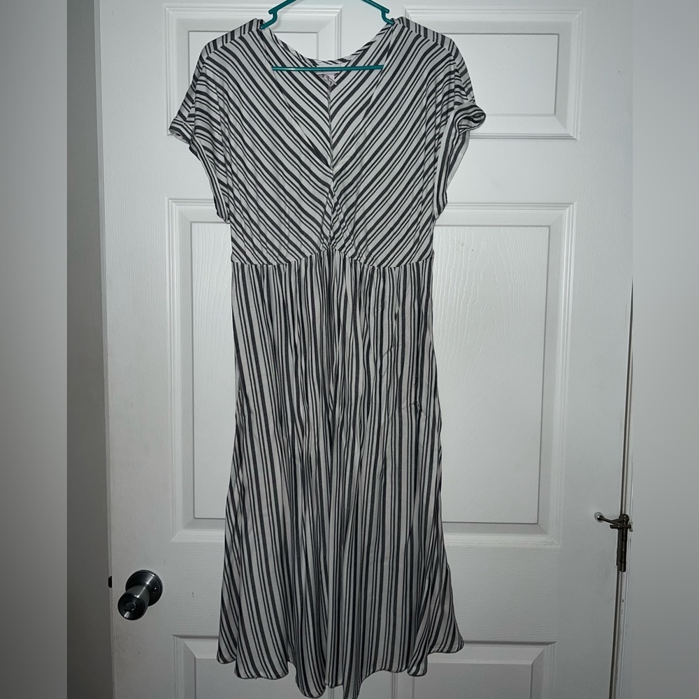 Maternity Dress (M)